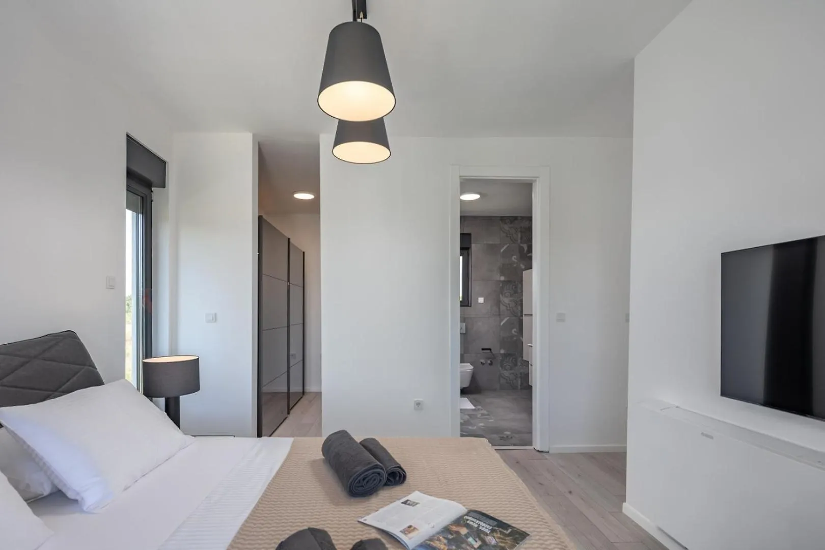 New! Luxury Villa Epic 6 - 50 M2 Heated Pool Jursici