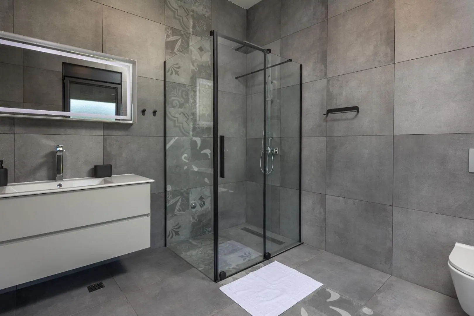 New! Luxury Villa Epic 6 - 50 M2 Heated Pool Jursici