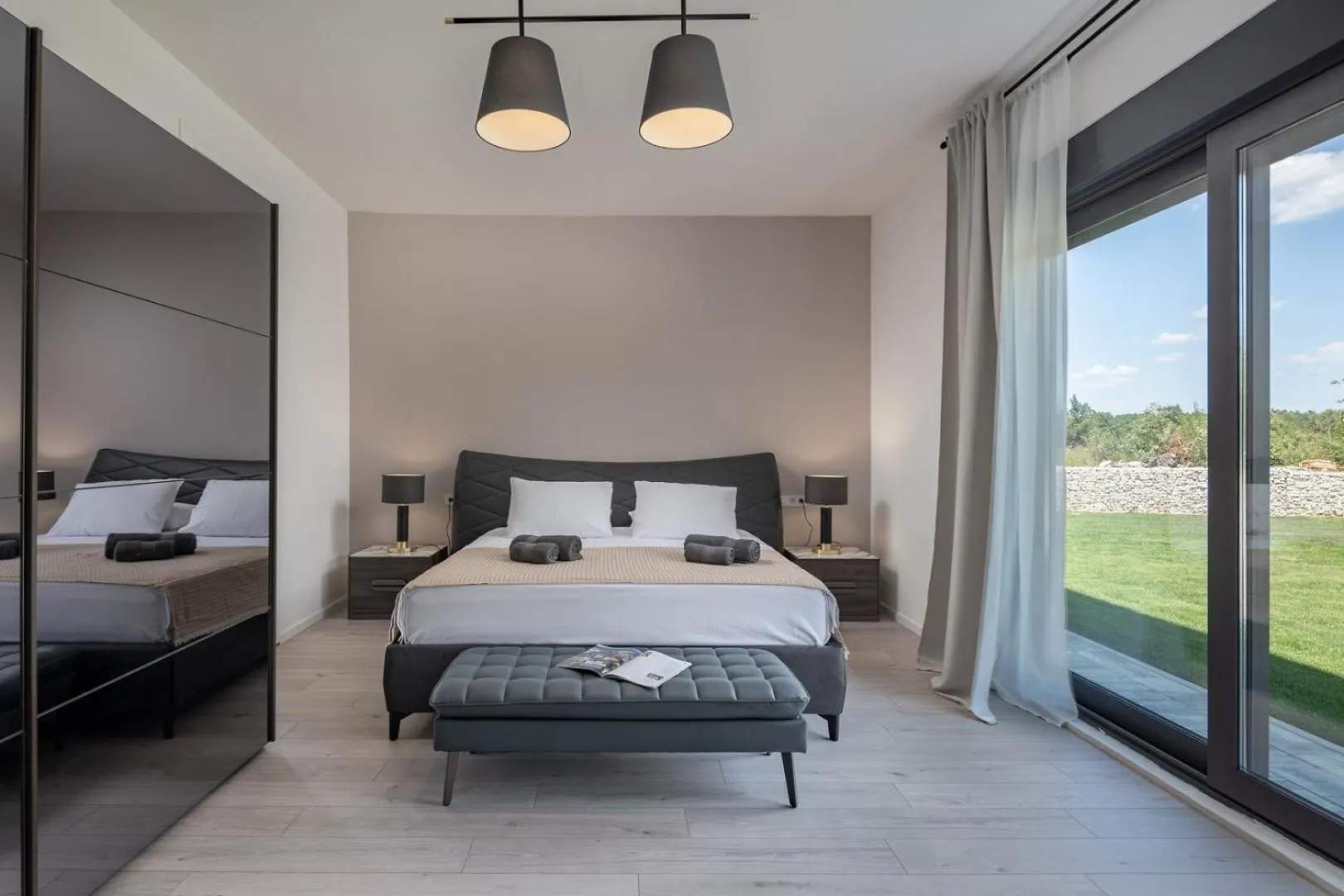 New! Luxury Villa Epic 6 - 50 M2 Heated Pool Jursici